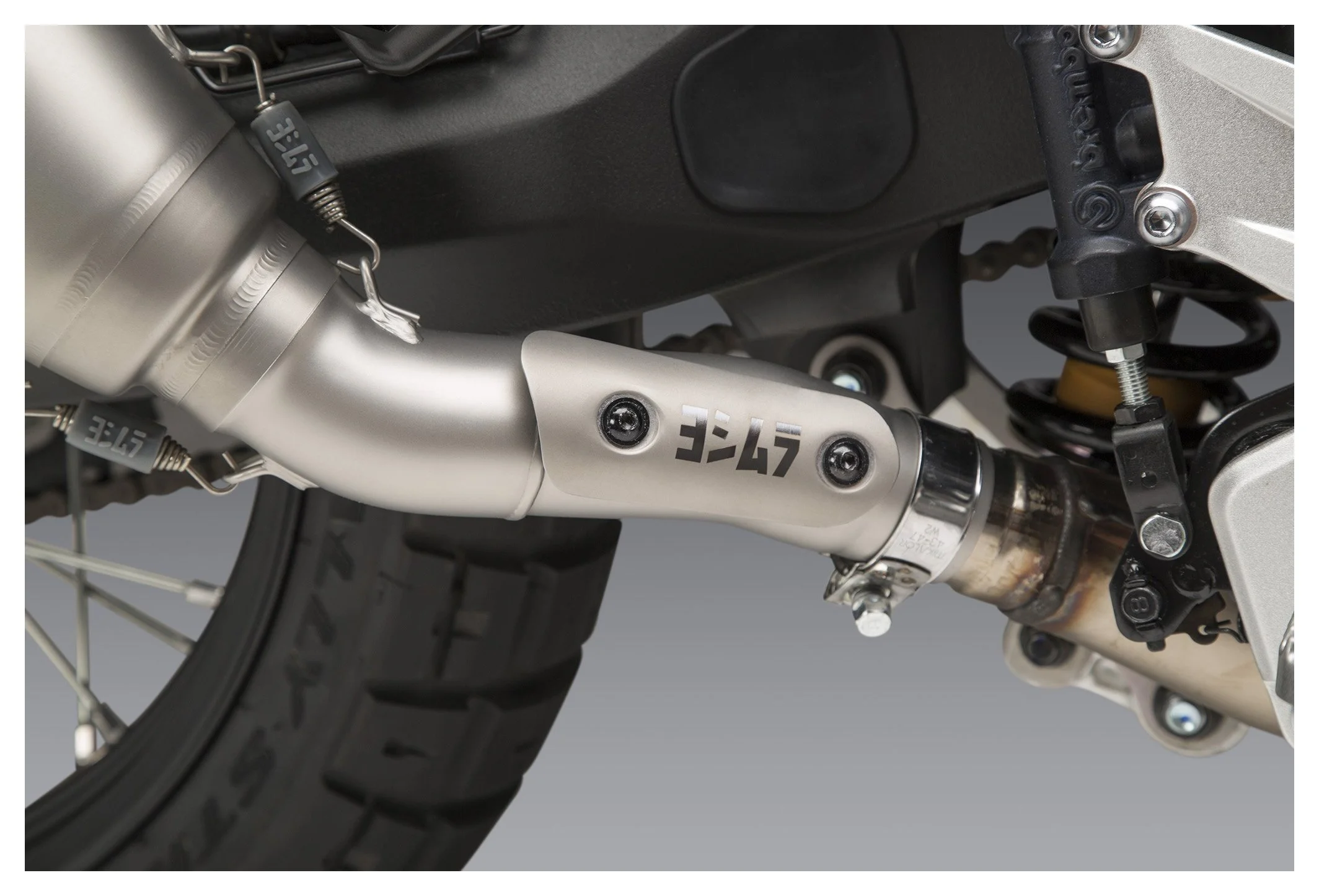 Yoshimura RS-12 ADV Slip-On Exhaust Yamaha Tenere 700 2021-2023 5 Yoshimura RS-12 ADV Slip-On Exhaust Yamaha Tenere 700 2021-2023 - Image 5